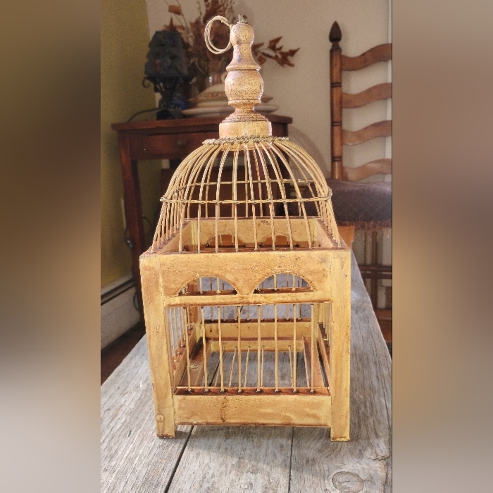 Rustic Chinese Dome Bird Cage